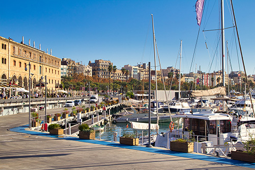 Barcelona - Hafen (© Julian Hacker - Pixabay)